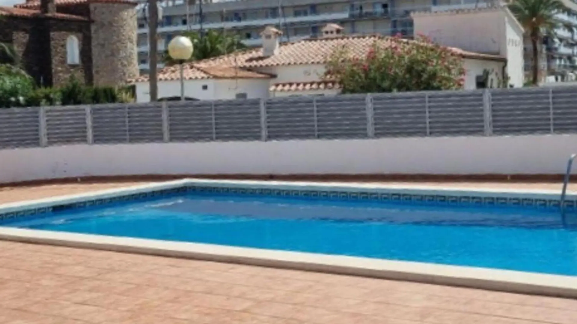 Feriehus 5060- Casa Petite, En Zona Tranquila, A.A. Salon Y Piscina Comunitaria. - Es-258-150 Villa Roses